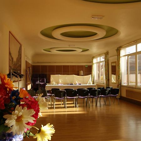 Hotel Saint - Pierre Villedieu-les-Poëles Dış mekan fotoğraf