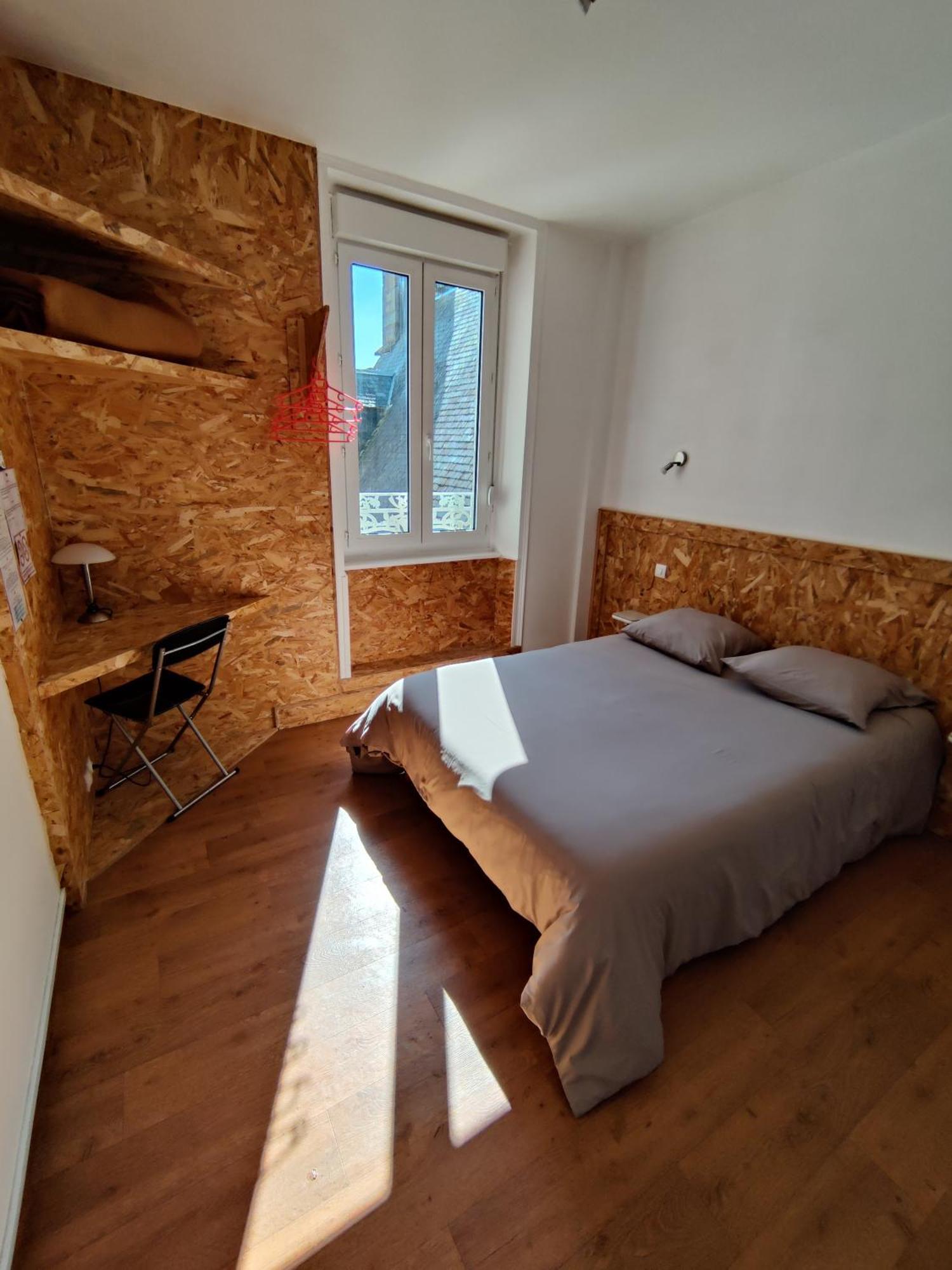 Hotel Saint - Pierre Villedieu-les-Poëles Dış mekan fotoğraf