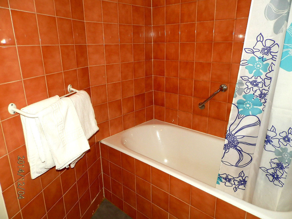 Hotel Saint - Pierre Villedieu-les-Poëles Dış mekan fotoğraf